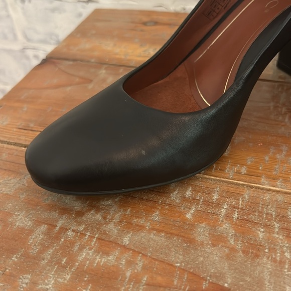 Vionic Mariana Women’s Size 7 Black Block Heel Pumps Leather Classic Comfort - Picture 11 of 12